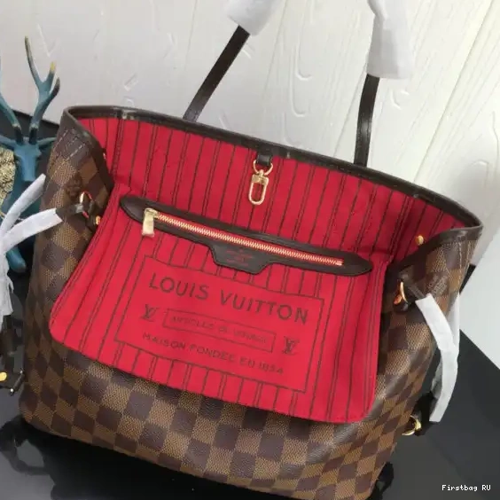 First bag PM NEVERFULL LOUIS VUITTON 0502